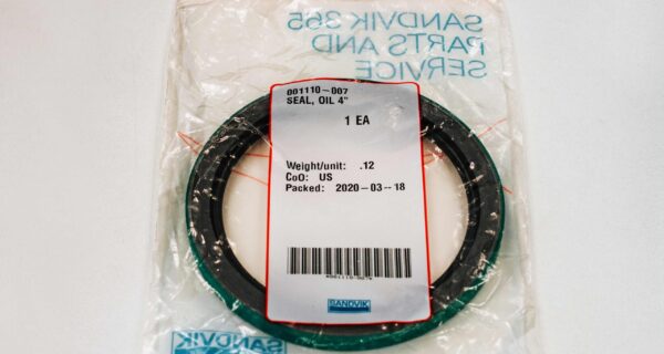 001110-007 | OIL SEAL