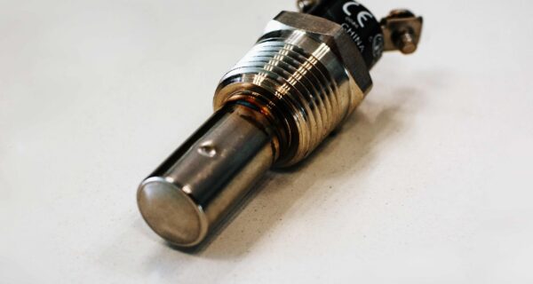 022893-002 | SWICHT TEMPERATURE