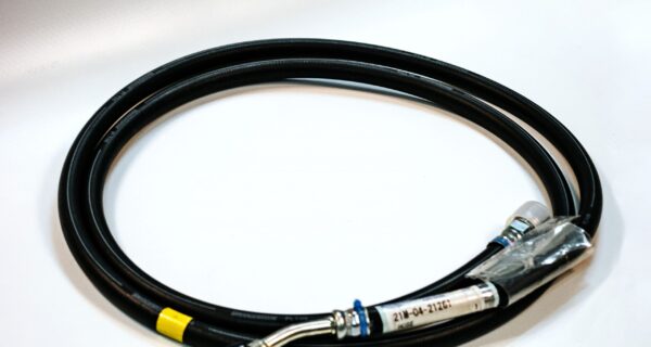 21M-04-21261 | MANGUERA (HOSE) – KOMATSU