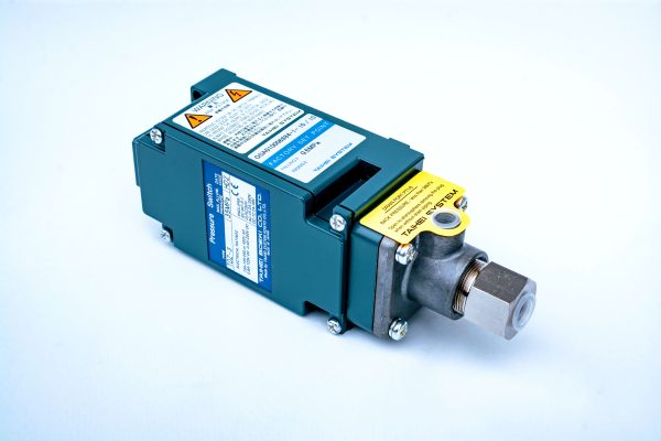 235-832-1500 | SWITCH - KOMATSU